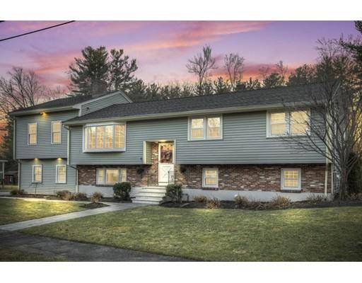 4 Lisa Ln, North Reading, MA 01864