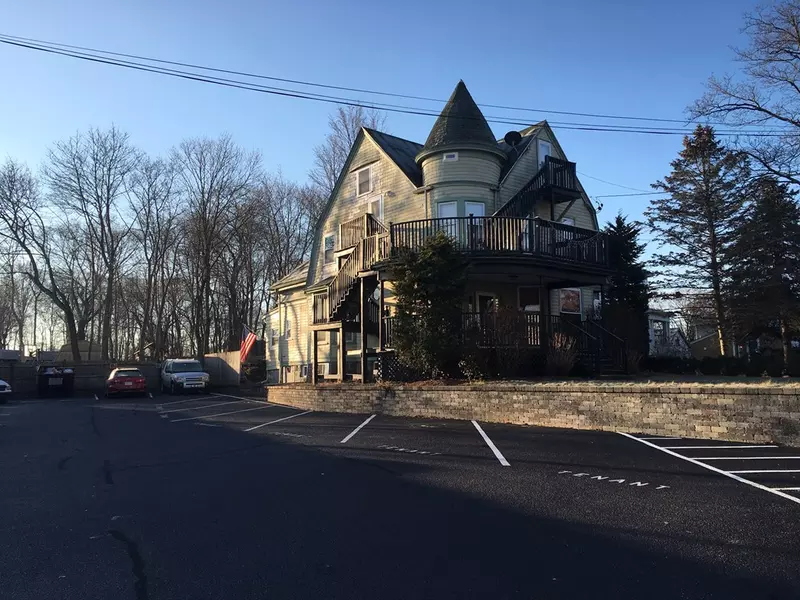 28 West Water St, Rockland, MA 02370