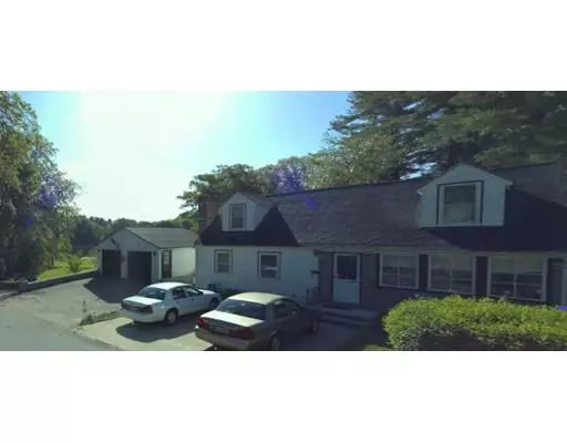 35 Elmwood Rd, Lynnfield, MA 01940