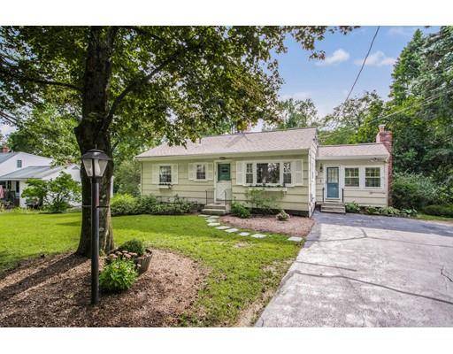 4 Clinton Street, Hopkinton, MA 01748