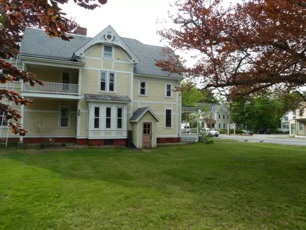 Ayer, MA 01432,41 E Main St