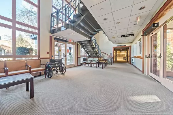 Milton, MA 02186,100 Highland Street #126