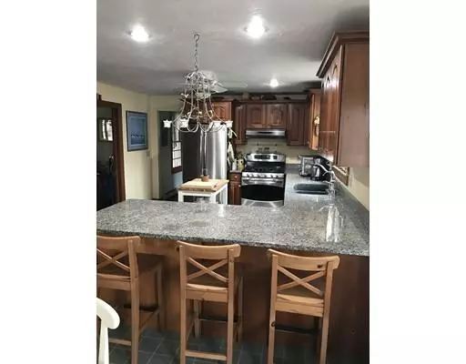 Dartmouth, MA 02748,7 Valley Dr