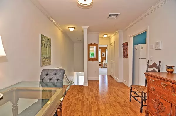 North Attleboro, MA 02760,24 S Bulfinch St #207