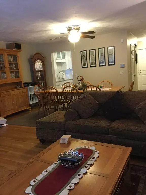 Milford, MA 01757,4 Godfrey Ln #4