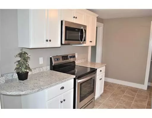 Raynham, MA 02767,109 Pleasant St