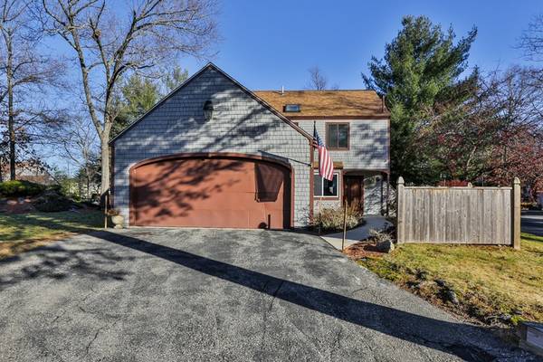 Nashua, NH 03063,4 Kipford Way #4