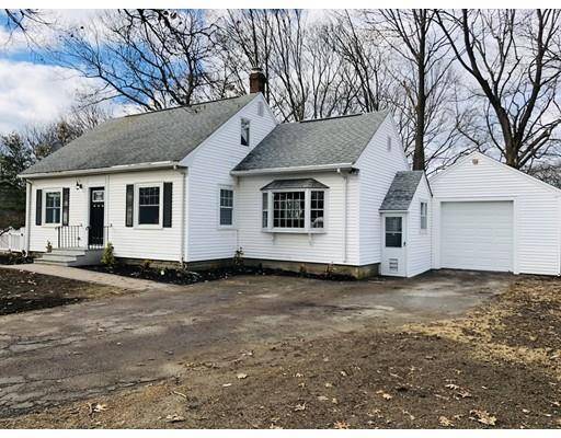 Wrentham, MA 02093,33 Cypress Rd