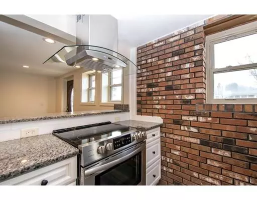 Palmer, MA 01080,2019 East St