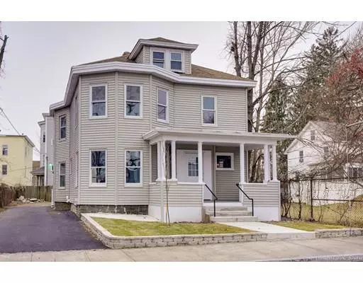 8 Pearl St, Leominster, MA 01453