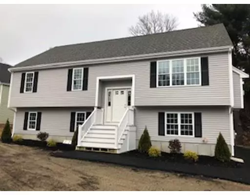 814 Market St, Rockland, MA 02370