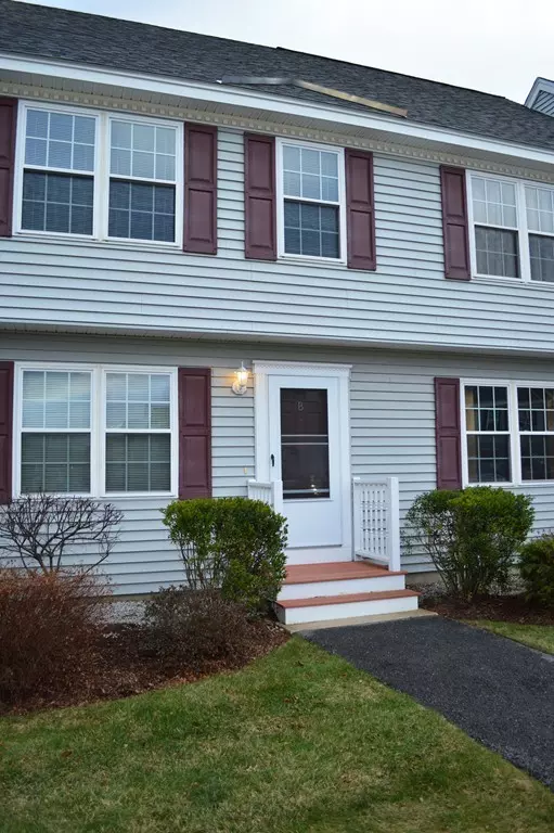 11 Merrimac Way #11B, Tyngsborough, MA 01879