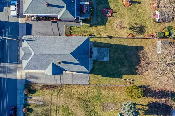 Fall River, MA 02724,616 King Philip St