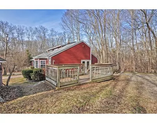 Norton, MA 02766,116 Barrows St