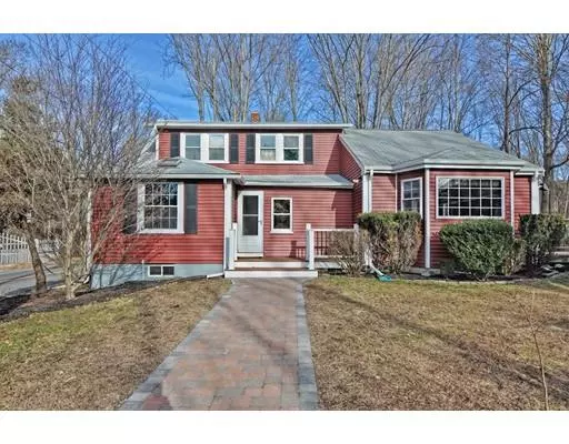 116 Barrows St, Norton, MA 02766