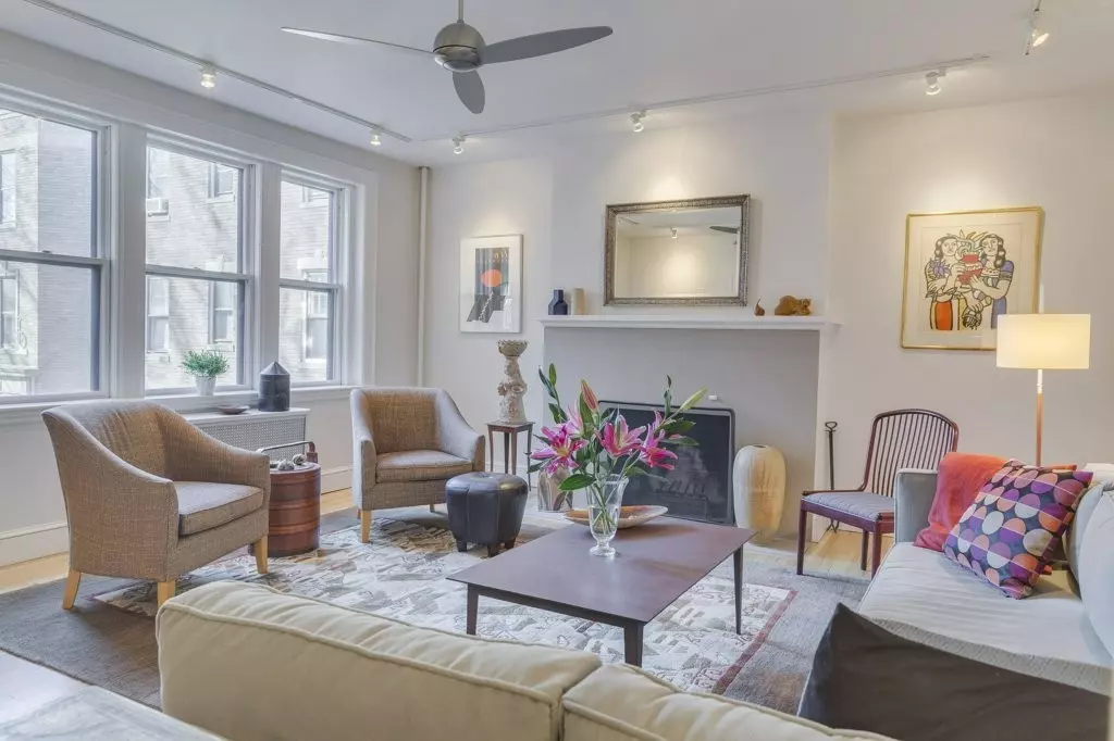 Brookline, MA 02446,79 Harvard Avenue #2