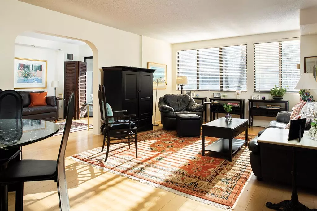 Brookline, MA 02445,1731 Beacon St #019