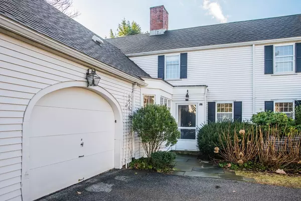 56 Fairgreen Place #56, Brookline, MA 02467
