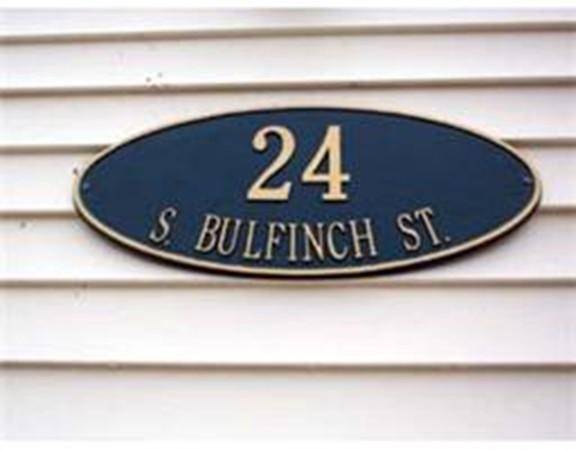 24 S Bulfinch St #102, North Attleboro, MA 02760