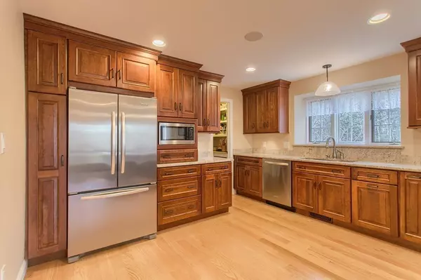 Westford, MA 01886,14 Bixby Lane #14