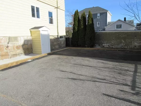 Fall River, MA 02723,189 Mcgowan St
