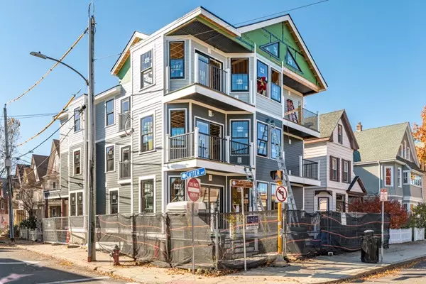 Somerville, MA 02144,384 Highland Ave #3