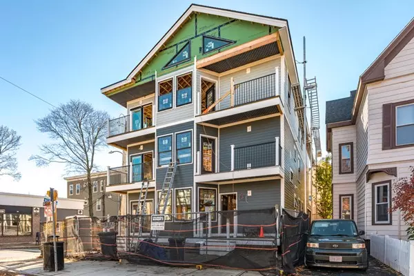 Somerville, MA 02144,384 Highland Ave #3