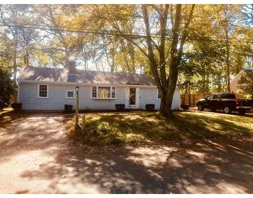 33 Winsome Rd, Yarmouth, MA 02664