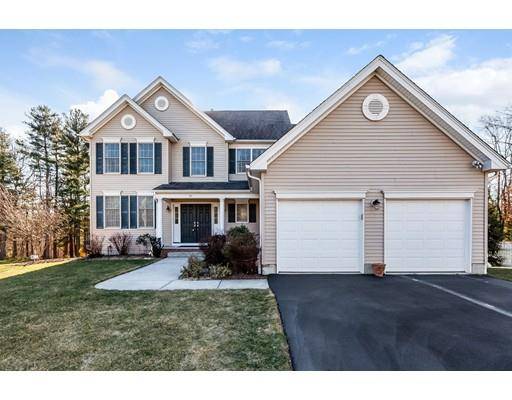 42 Hound Pack Circle, Walpole, MA 02032