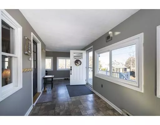 9 Marshall Ave, Scituate, MA 02066