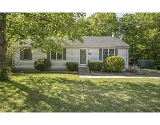 100 Greenwoods Cir, Taunton, MA 02780