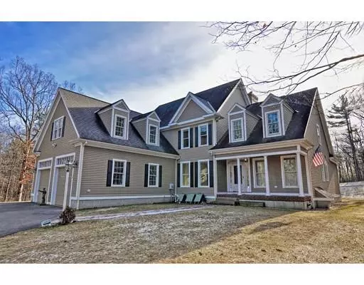 446 Page St, Lunenburg, MA 01462