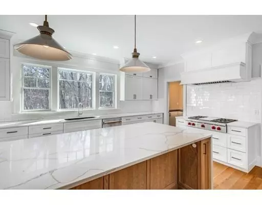 Lexington, MA 02421,5 Winding Road