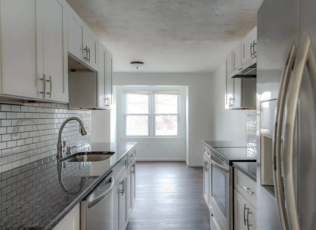 Ipswich, MA 01938,33 Mt. Pleasant Street #14