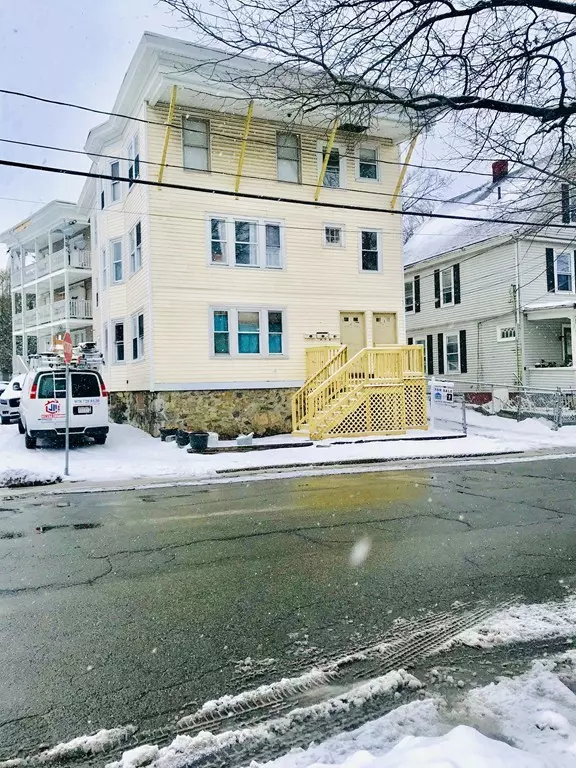 39-41 Rock Ave, Lynn, MA 01902