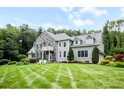 4 Crescent Meadow Ln, Georgetown, MA 01833