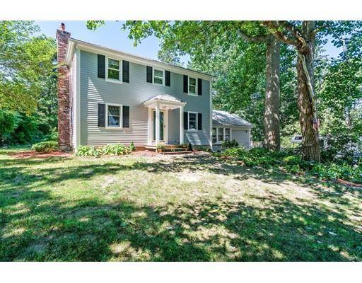 16 Pimlico Pond Rd, Sandwich, MA 02644