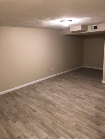 Wakefield, MA 01880,20 Bennett #C
