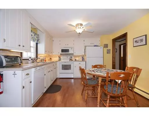 Grafton, MA 01536,10 Apple Ridge Ln