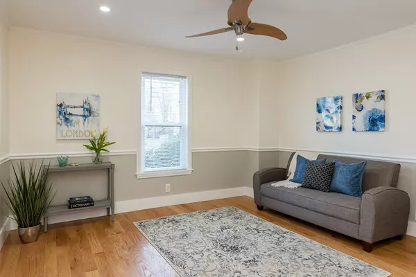 Waltham, MA 02451,82 Bacon St #2