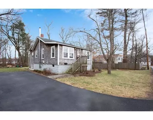 17 Norman Street, Rockland, MA 02370