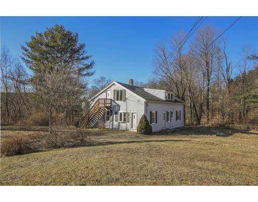 60 Valley St, Spencer, MA 01562