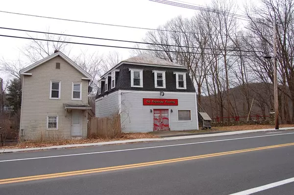 Warren, MA 01083,1065 Main St