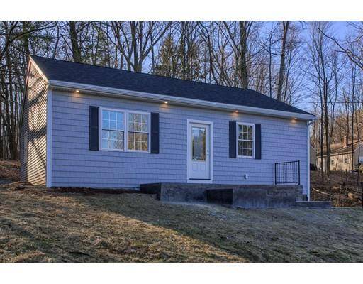 13 Redstone Hill Rd, Sterling, MA 01564