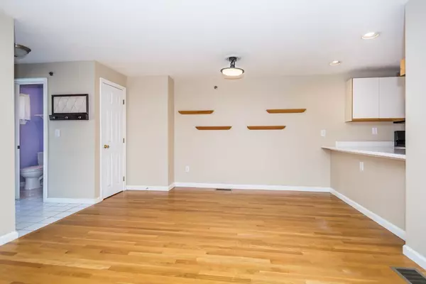 Chelmsford, MA 01824,175 Littleton #B12