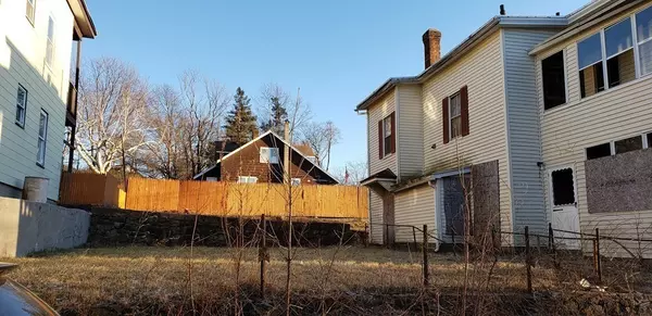 Fitchburg, MA 01420,35 Rockland St