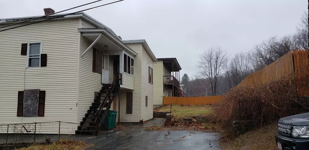 Fitchburg, MA 01420,35 Rockland St