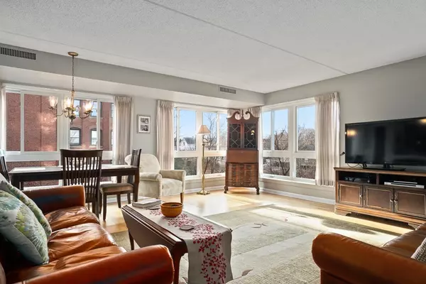 Beverly, MA 01915,60 Rantoul Street #315N