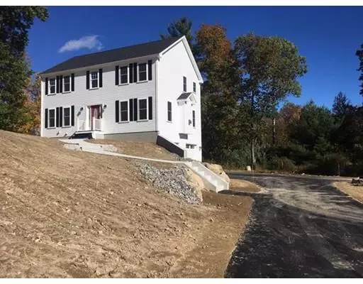 85 Barker Hill Rd, Townsend, MA 01469