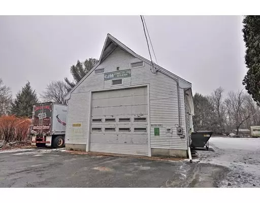 Milford, MA 01757,274 Purchase St